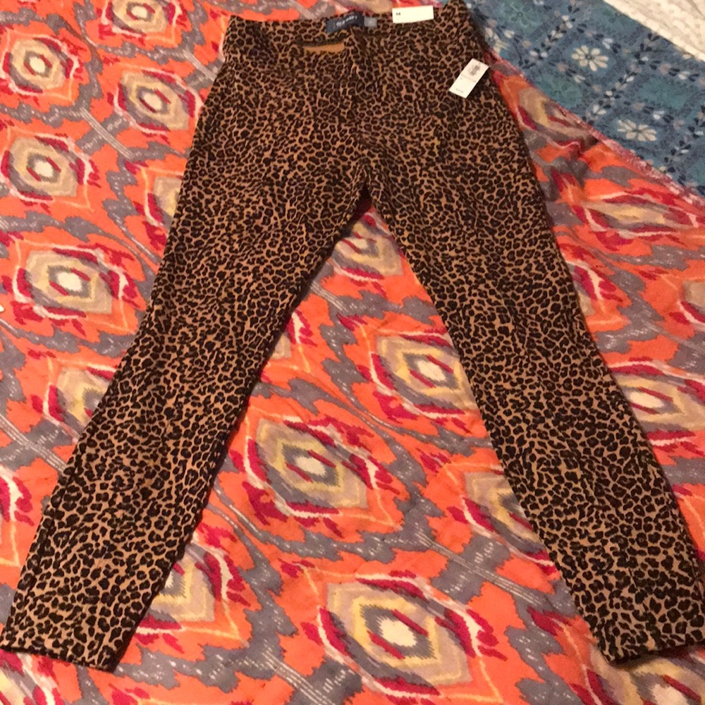 Old Navy Cheetah Leopard Ponte Pants Leggings